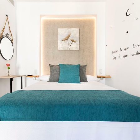 Romar Montesa 3 Apartment Малага Екстериор снимка