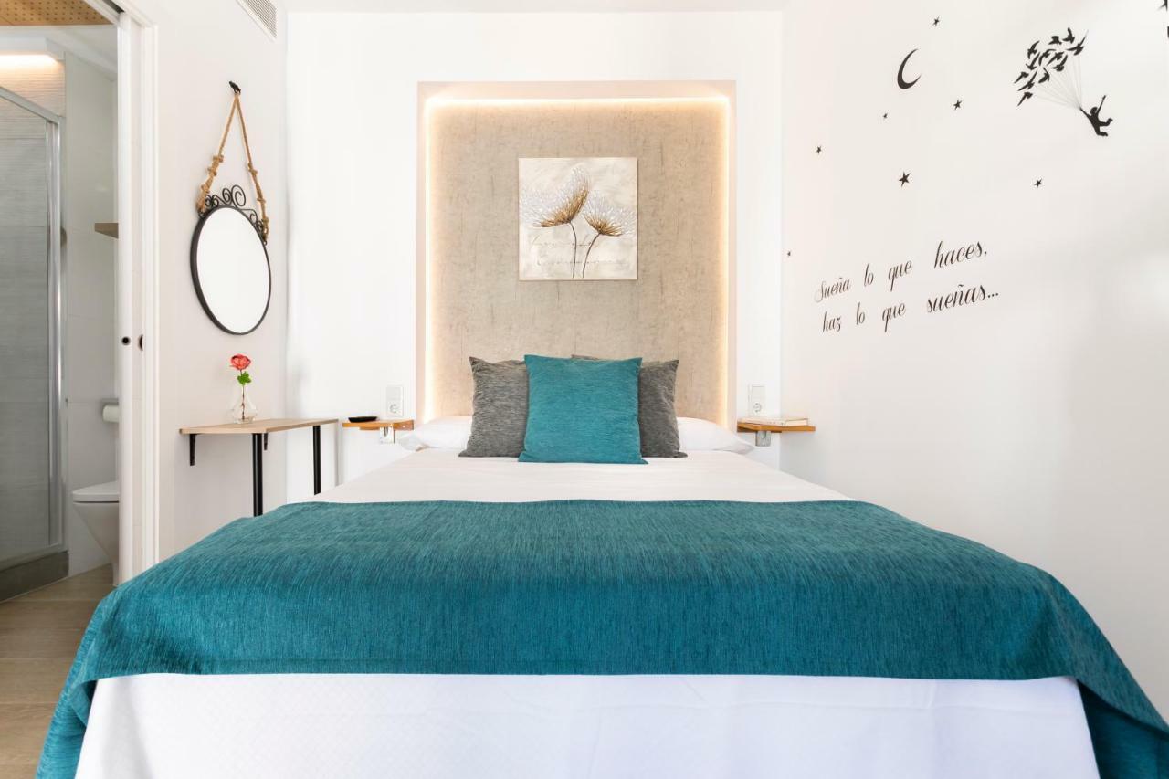 Romar Montesa 3 Apartment Малага Екстериор снимка
